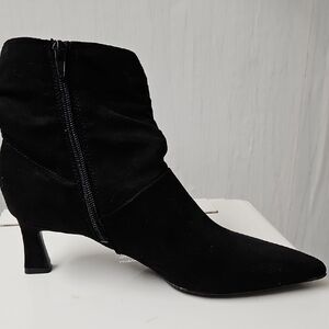 Naturalizer Womens Ankle  Boots, Sz9.5 , Kitten Heel
